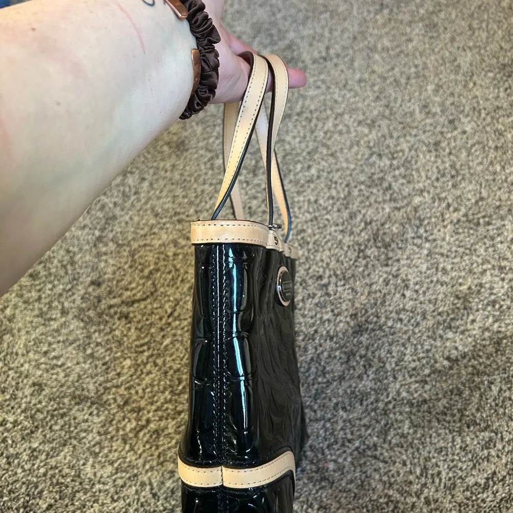 Coach Black and Tan Bag - Picture 2 of 10